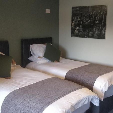 Free Derry Apartments Екстериор снимка