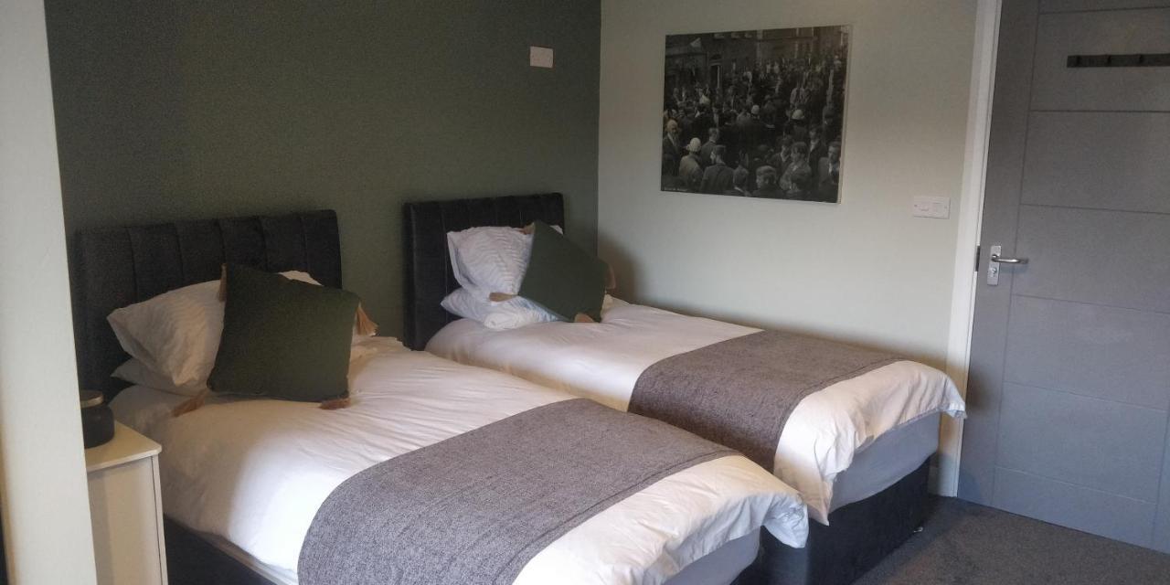 Free Derry Apartments Екстериор снимка