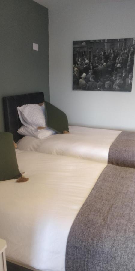Free Derry Apartments Екстериор снимка