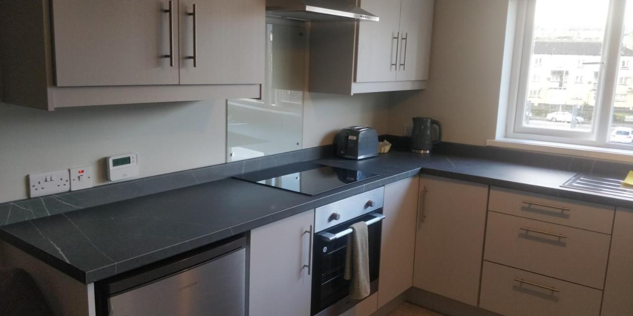 Free Derry Apartments Екстериор снимка