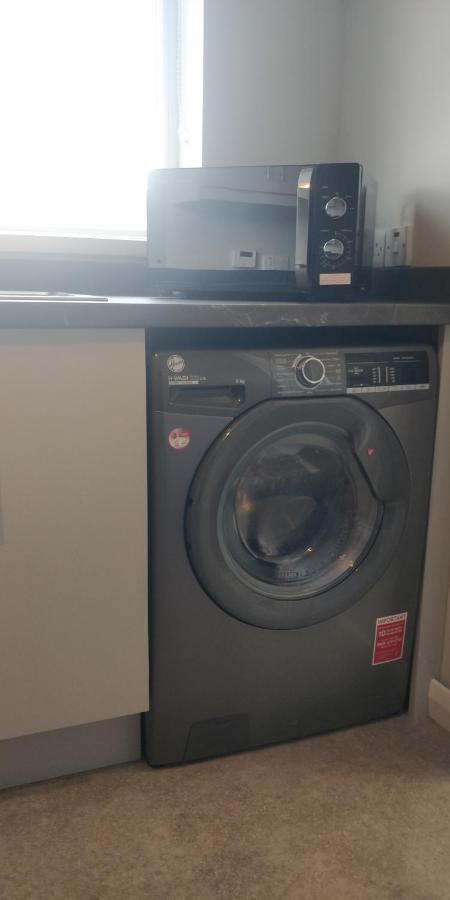 Free Derry Apartments Екстериор снимка